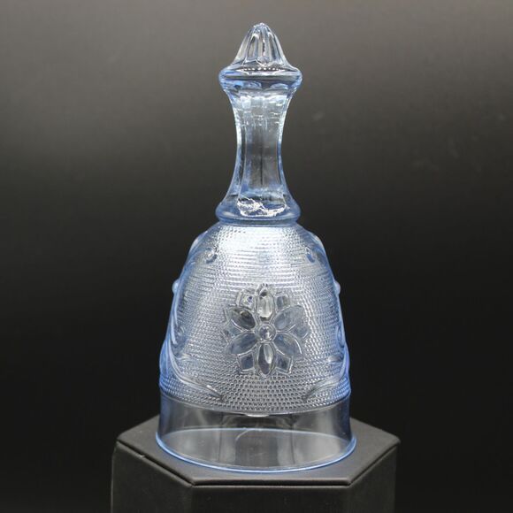 Vintage Indiana Glass Bell Tiara Ice Blue Sandwich Pattern Collectible Colonial - Picture 4 of 7